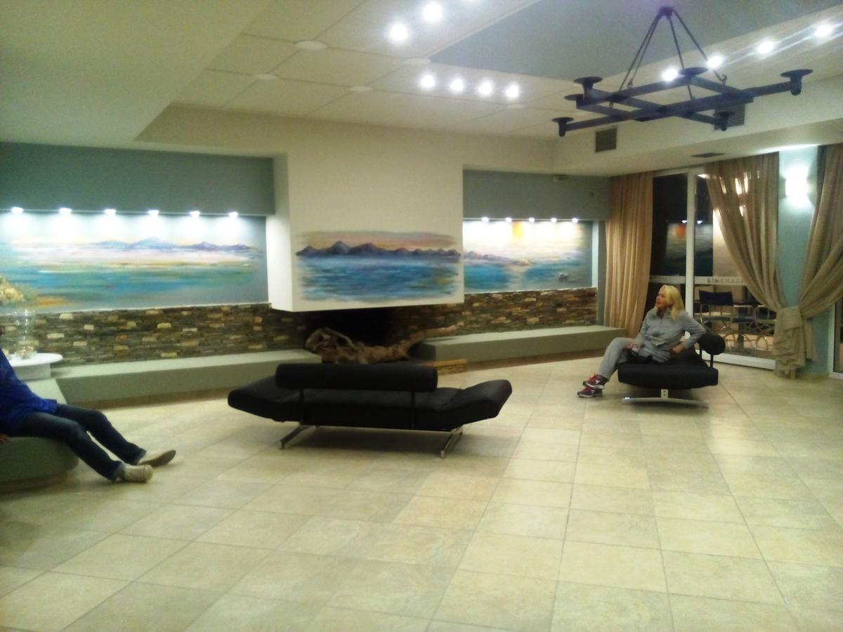 Hotel Limenari Filiatra Bagian luar foto